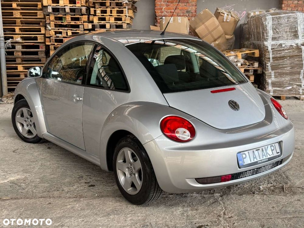 Volkswagen Beetle - 4