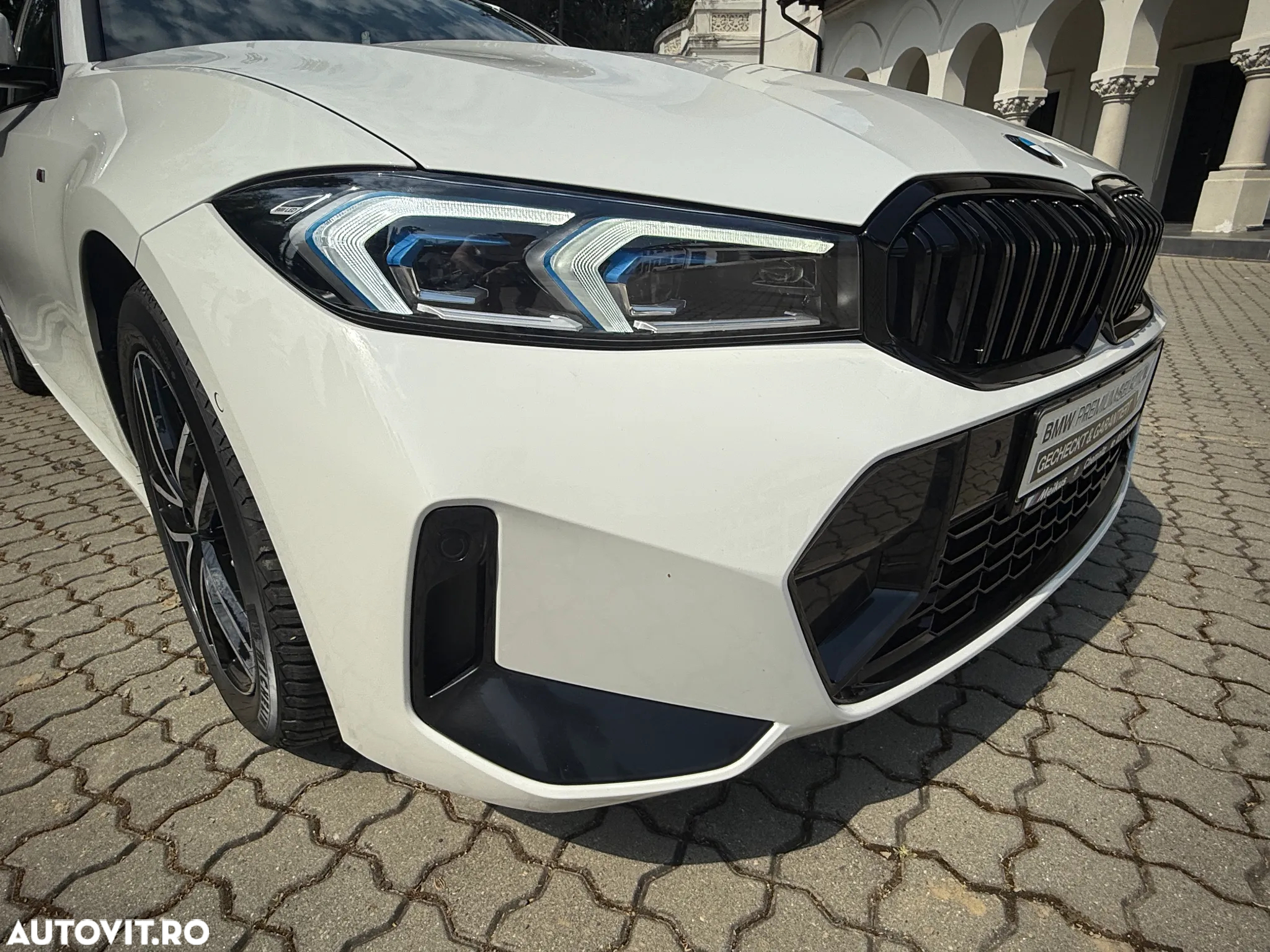 BMW Seria 3 320i AT - 6