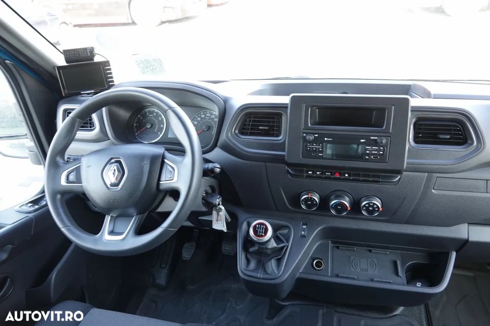 Renault MASTER / CONTAINER / LIFT / GVWR: 3500 KG / 2022 / IMPORTAT - 30
