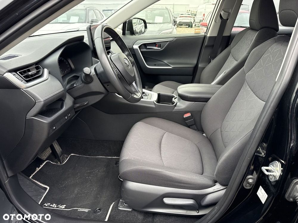 Toyota RAV4 - 13