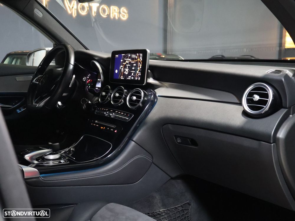 Mercedes-Benz GLC 250 d 4Matic 9G-TRONIC AMG Line - 7