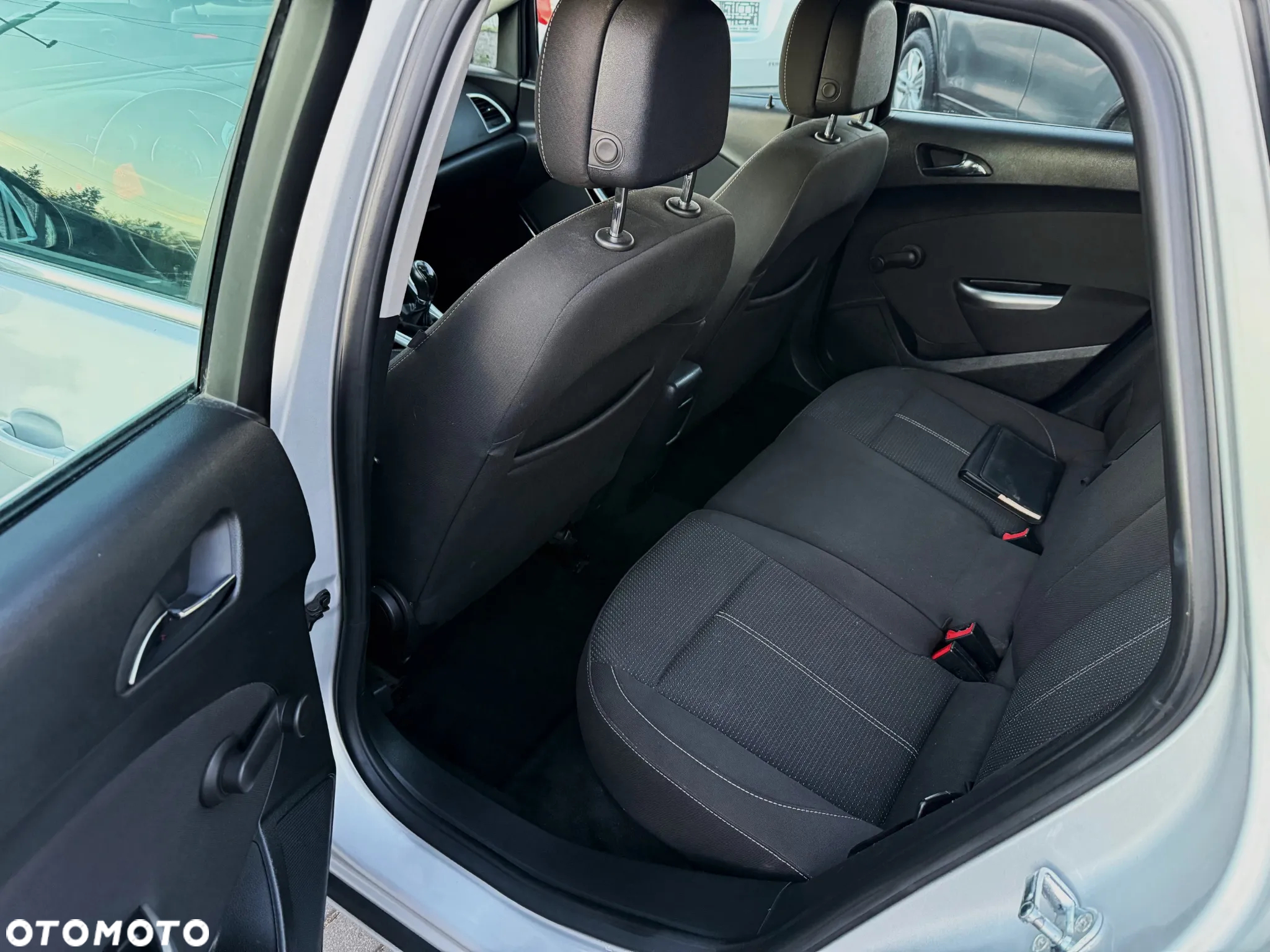 Opel Astra 1.4 Turbo Edition - 8