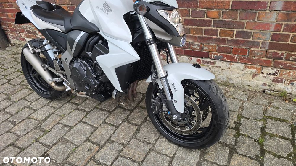 Honda CB - 24