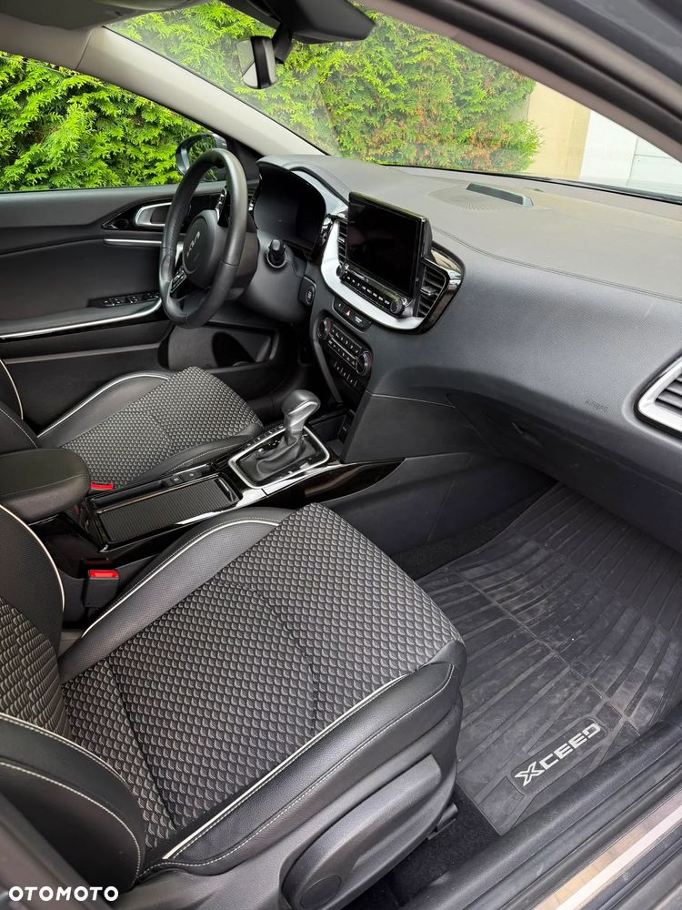 Kia XCeed - 4