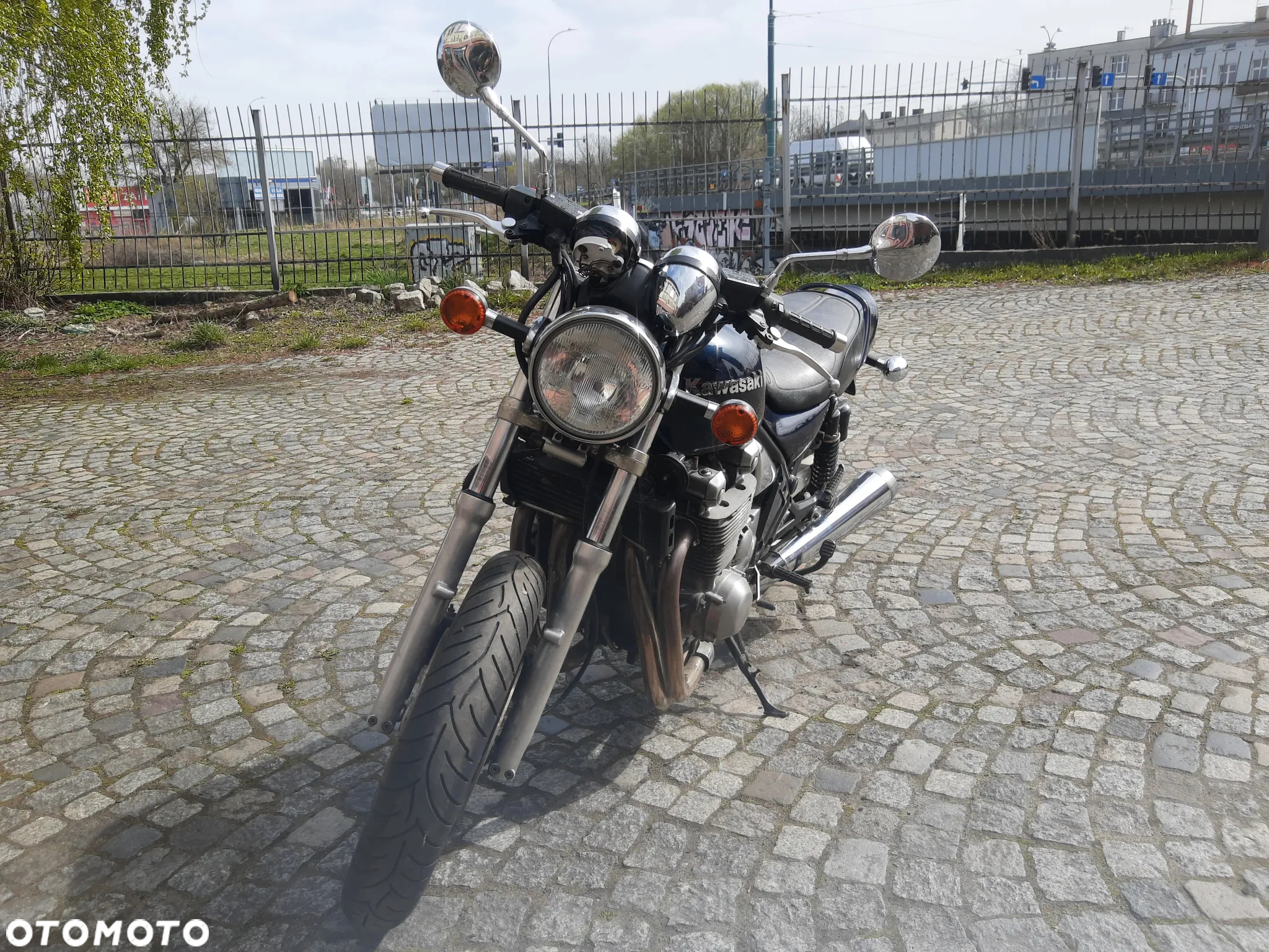 Kawasaki Zephyr - 5
