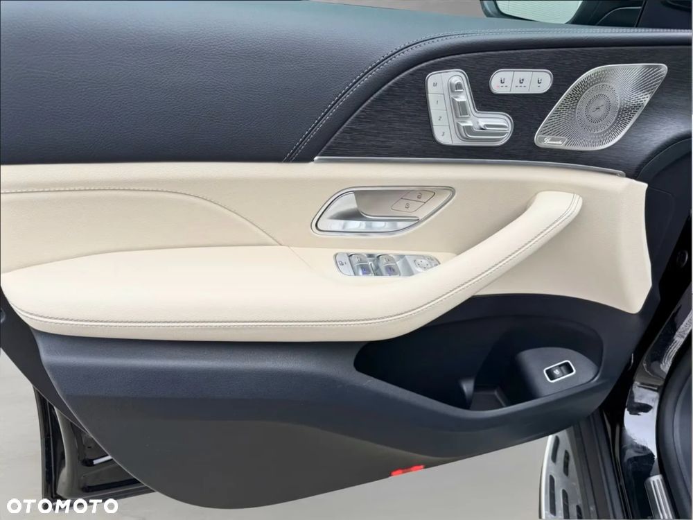 Mercedes-Benz GLE 300 d mHEV 4-Matic AMG Line - 17