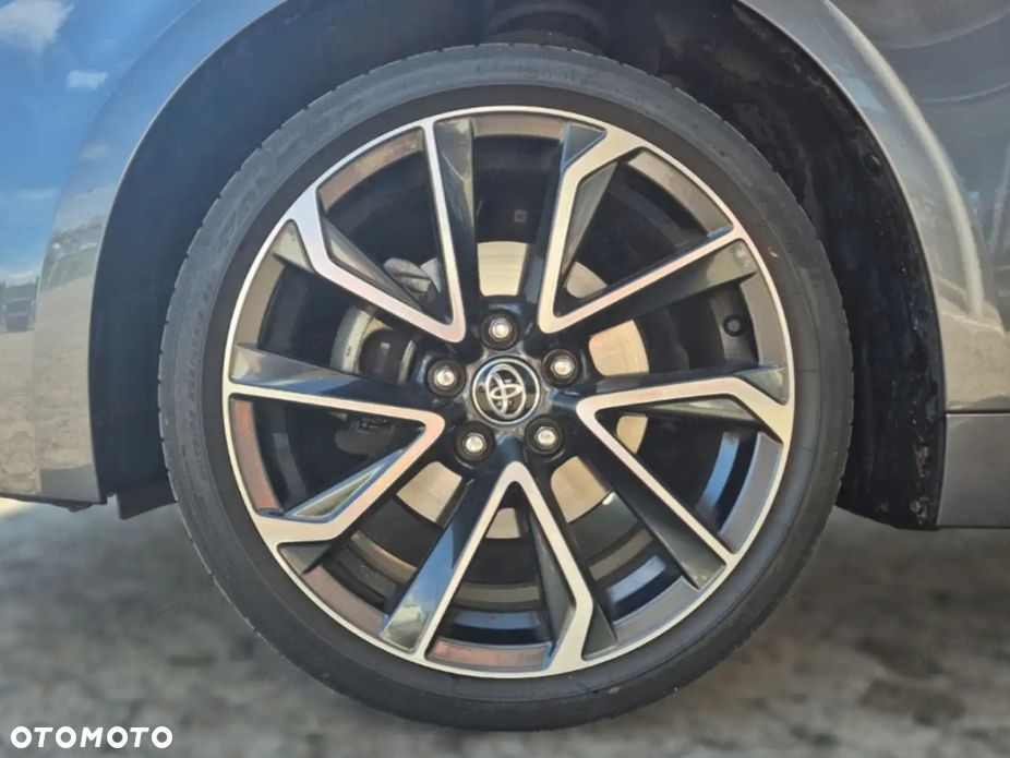 Toyota Corolla 2.0 Hybrid Executive - 14