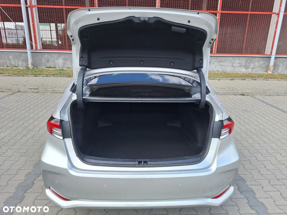 Toyota Corolla 1.8 Hybrid Style - 10