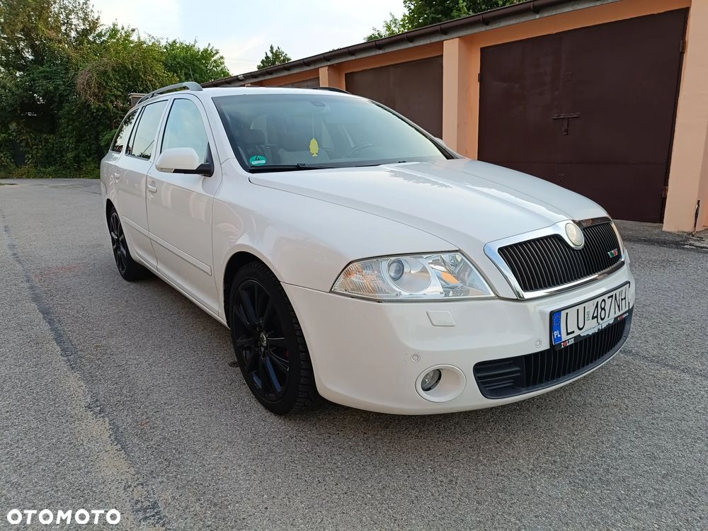 Skoda Octavia 2008 photo 3