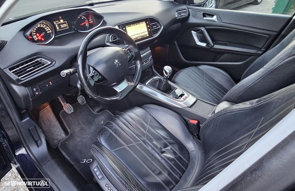 Peugeot 308 SW BlueHDi 120 Stop & Start Allure - 19