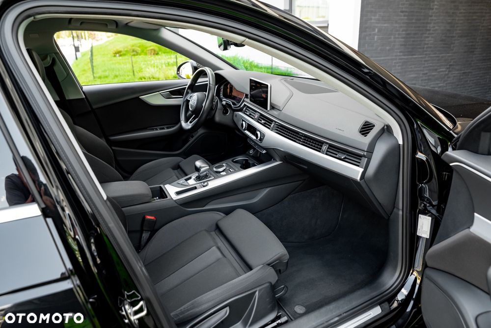 Audi A4 Limousine 35 TFSI S tronic S line - 20