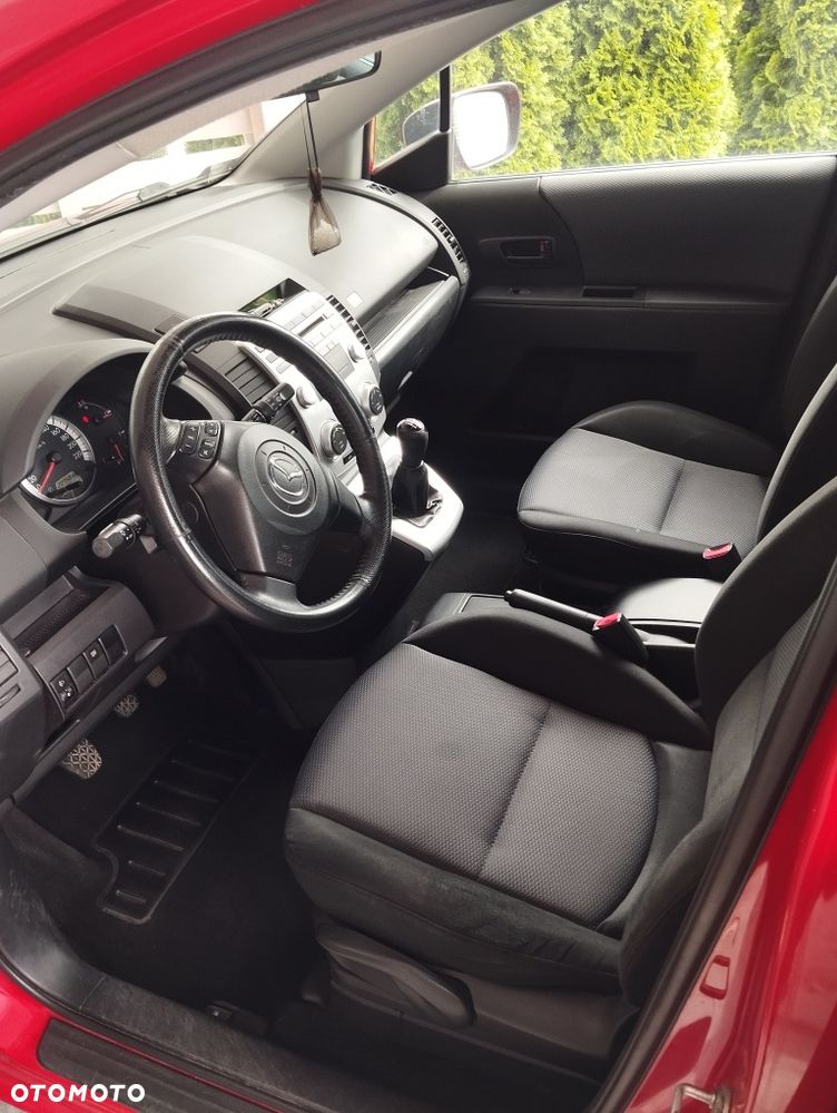 Mazda 5 - 6