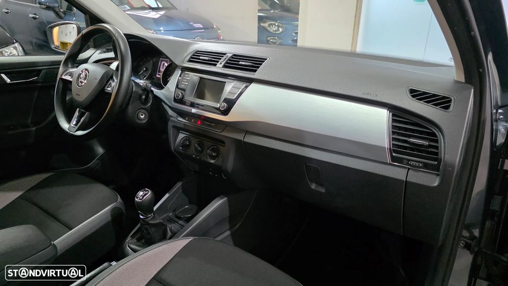Skoda Fabia 1.0 Ambition - 17