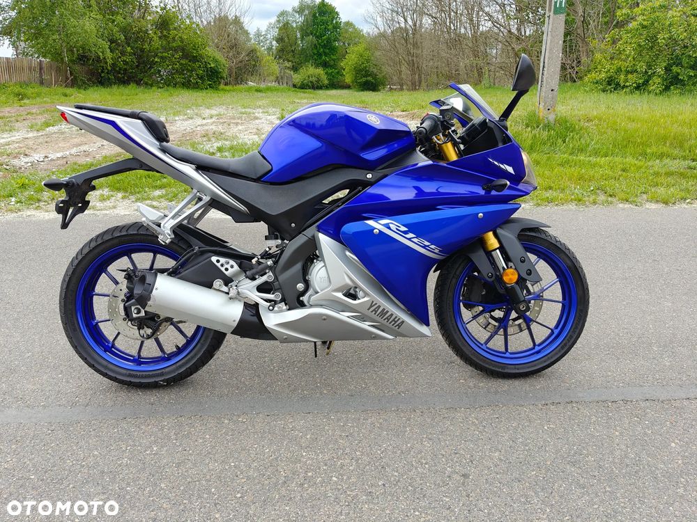 Yamaha YZF - 8