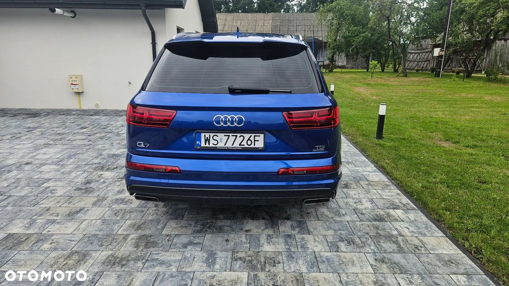 Audi Q7 - 16