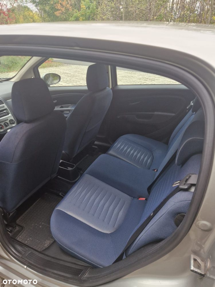 Fiat Grande Punto - 11