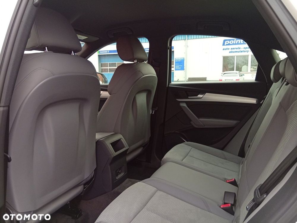 Audi Q5 Sportback - 12