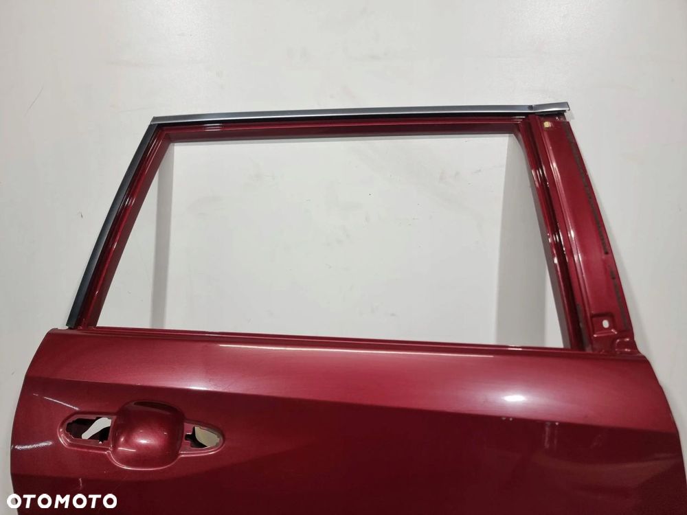 DRZWI PRAWE TYŁ TYLNE TOYOTA RAV 4 IV V 5 - 2
