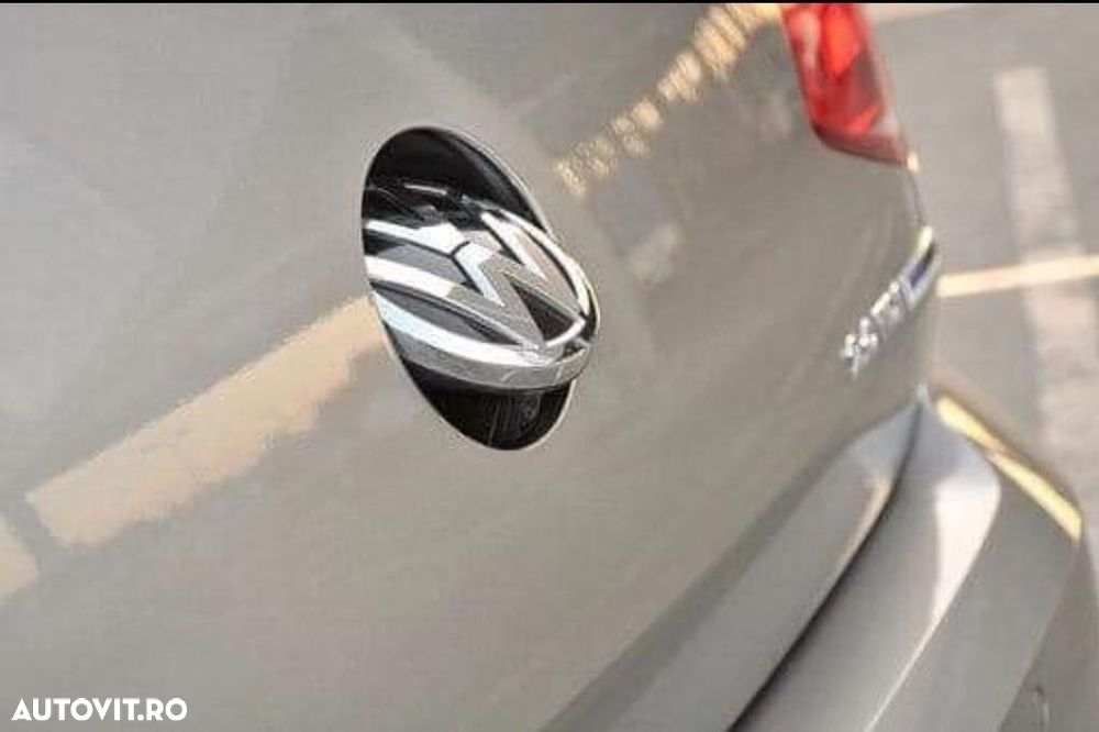 Volkswagen Passat 2.0 TDI Comfortline - 6