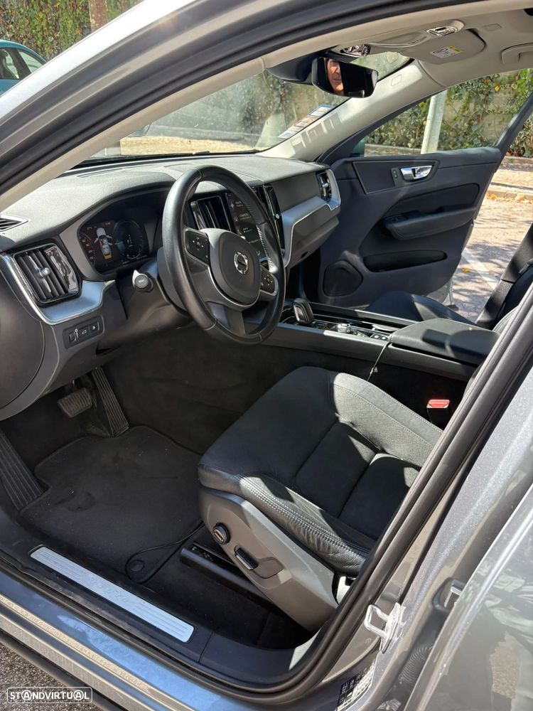 Volvo XC 60 2.0 T8 PHEV Momentum AWD - 15