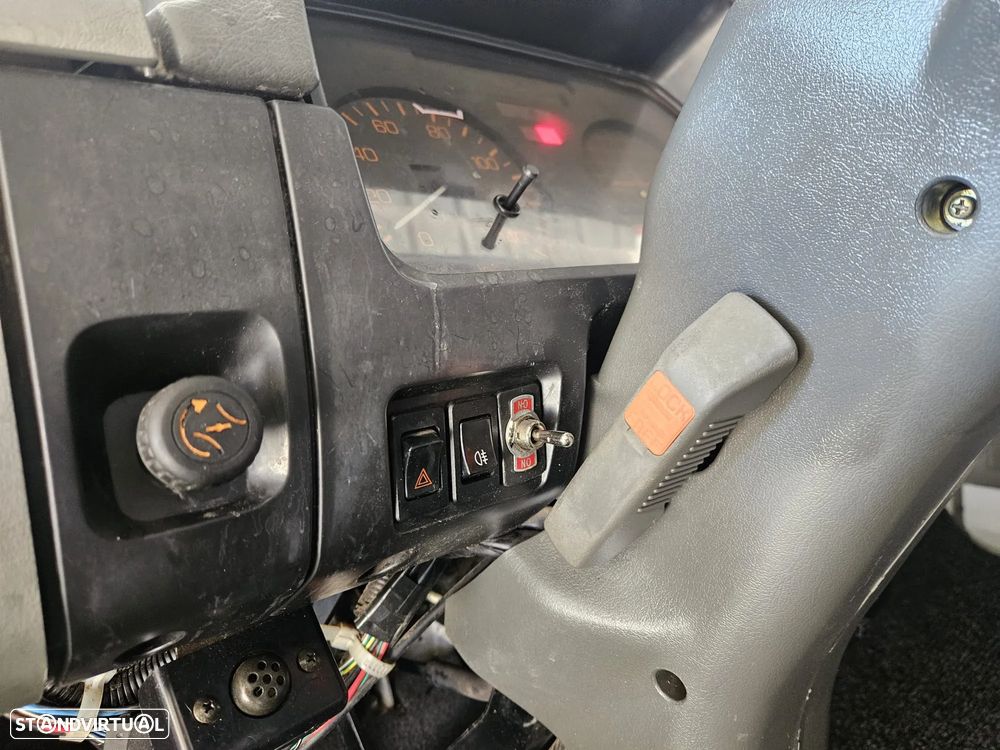 Mitsubishi CANTER TRIBASCULANTE - 13