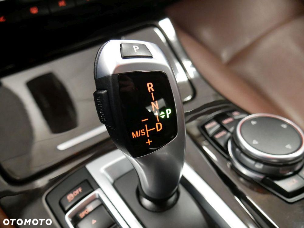 BMW Seria 5 520d Luxury Line - 7
