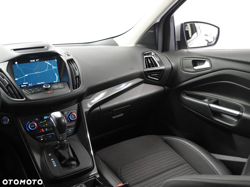 Ford Kuga - 28