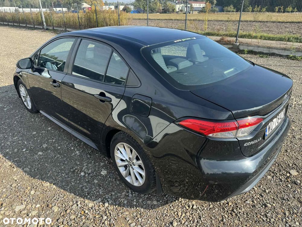 Toyota Corolla - 4