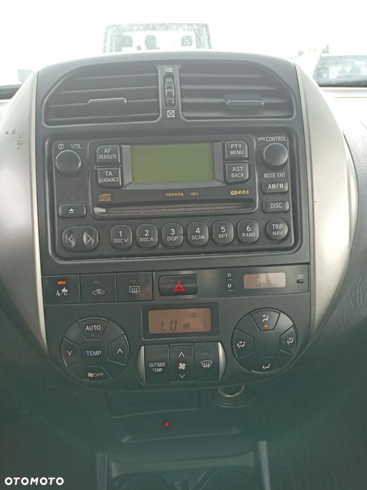 Toyota RAV4 2.0 VVT-i 4x4 - 10