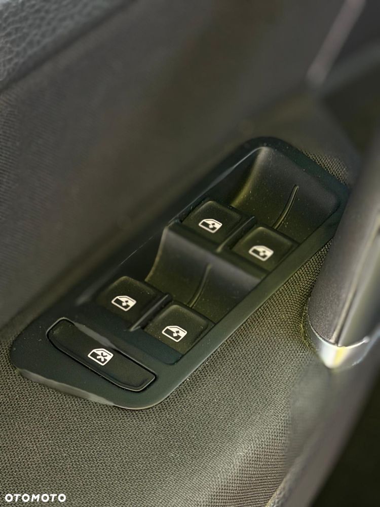 Volkswagen Golf - 13
