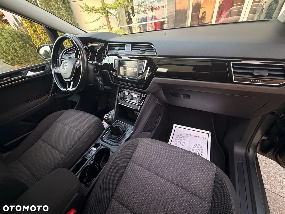 Volkswagen Touran 2.0 TDI BMT Highline - 5