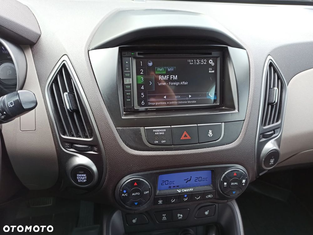 Hyundai ix35 2.0 CRDi 4WD Automatik Premium - 19