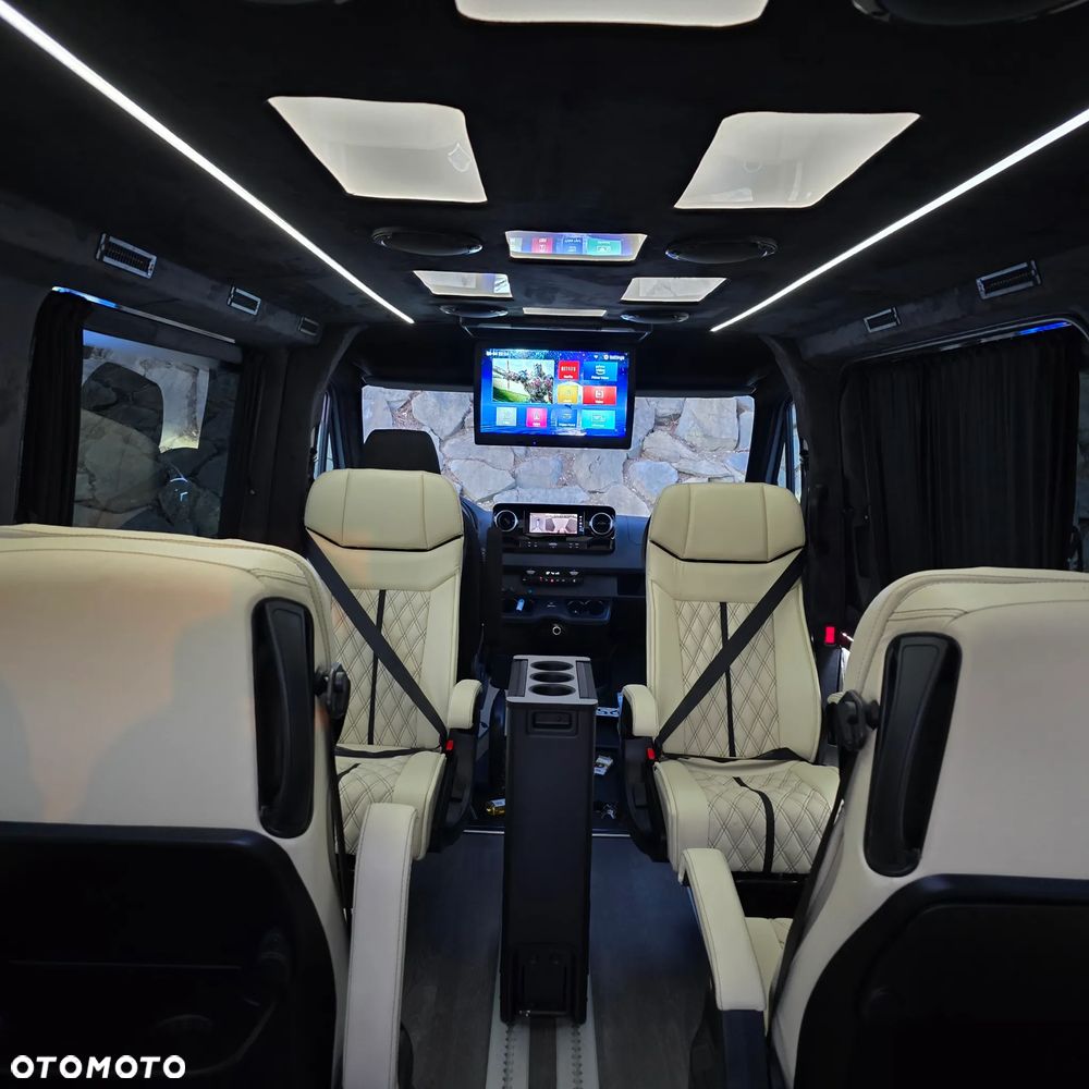 Mercedes-Benz Sprinter - 8