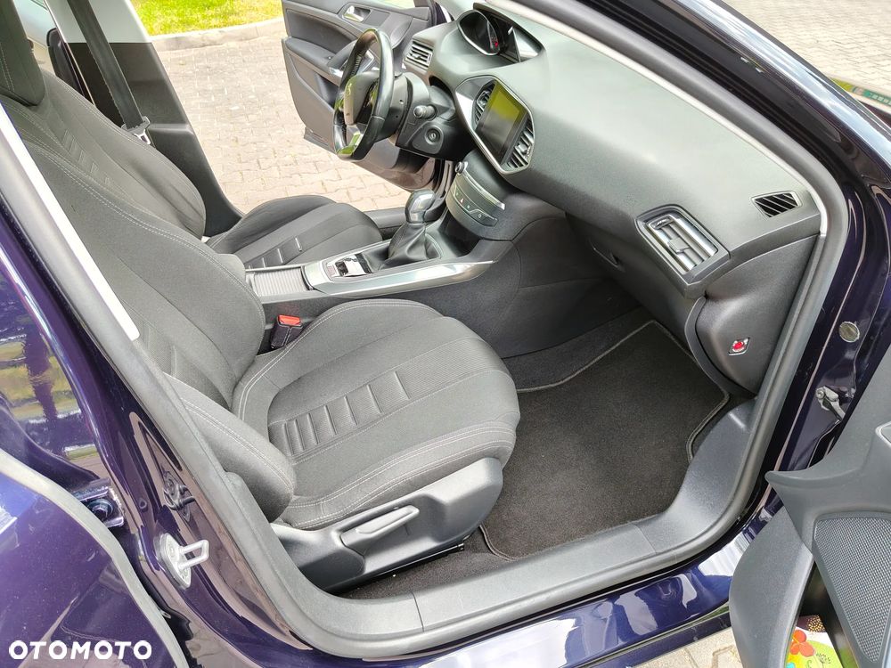 Peugeot 308 1.6 HDi Premium - 19
