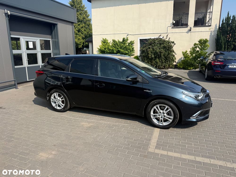 Toyota Auris - 4