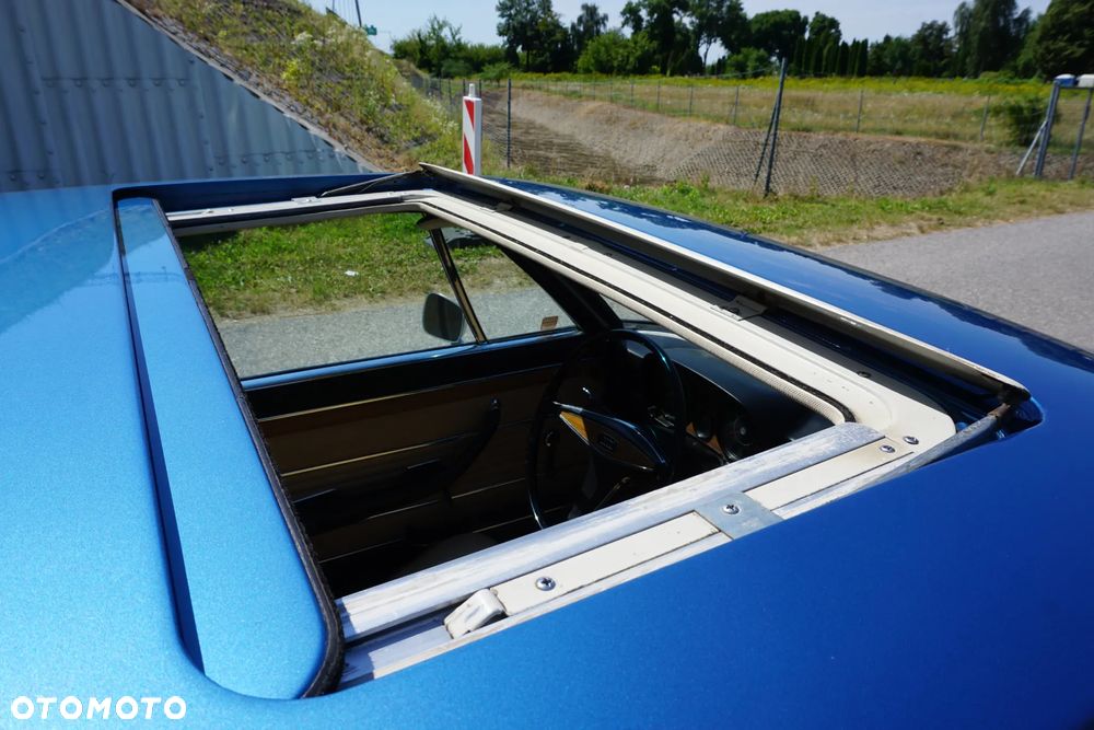 Audi 100 - 32