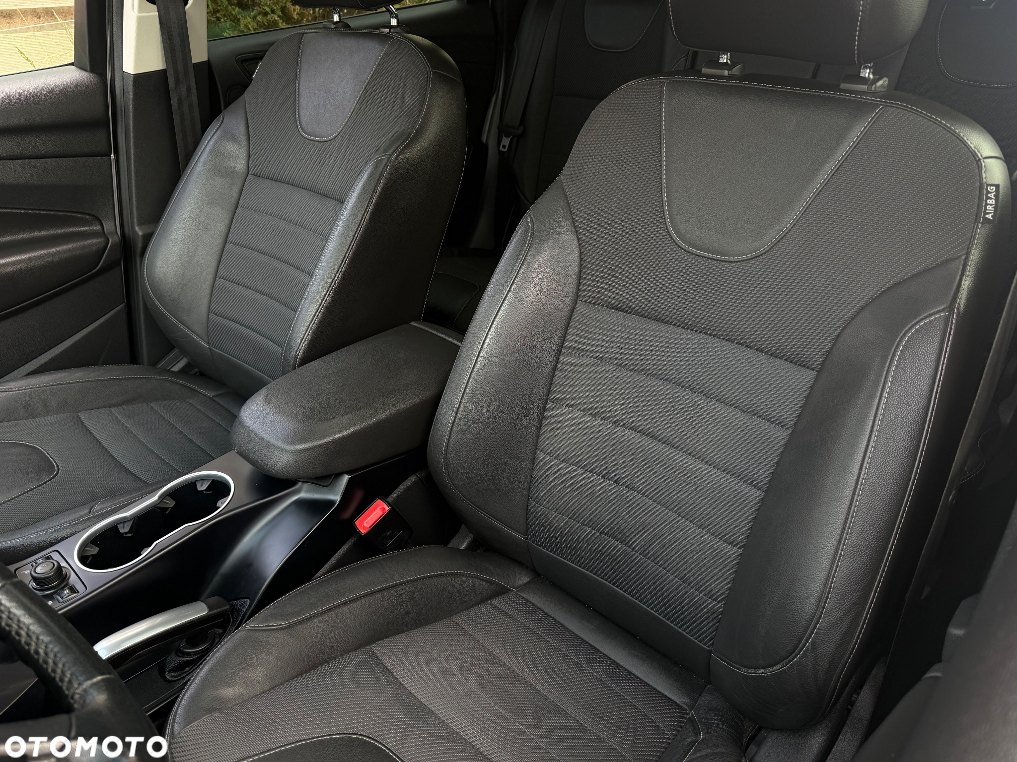 Ford Kuga 2.0 TDCi 4WD Titanium Plus - 6