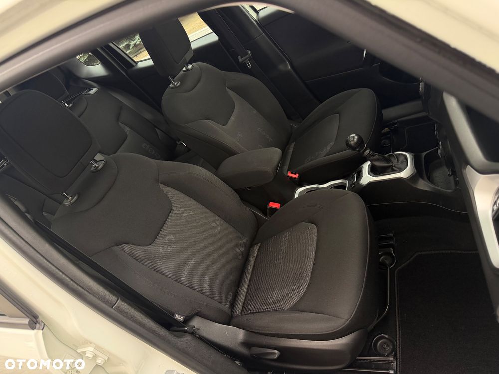 Jeep Renegade 1.4 MultiAir Longitude - 32