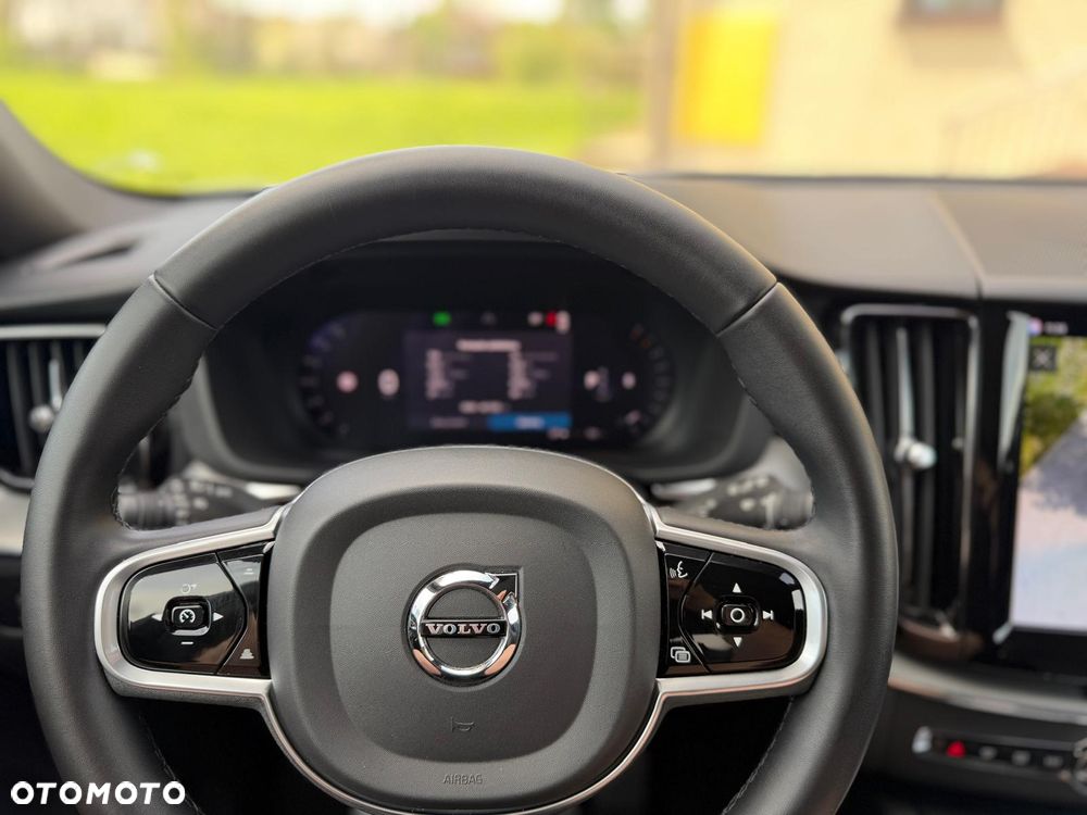 Volvo XC 60 - 24