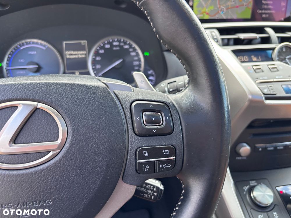 Lexus NX 300h E-FOUR Executive Line - 23