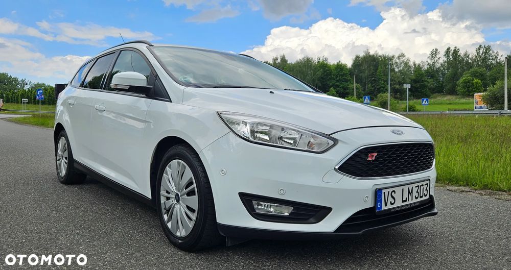 Ford Focus 1.6 TDCi DPF Start-Stopp-System SYNC Edition - 8