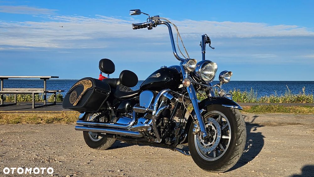 Yamaha Road Star - 8