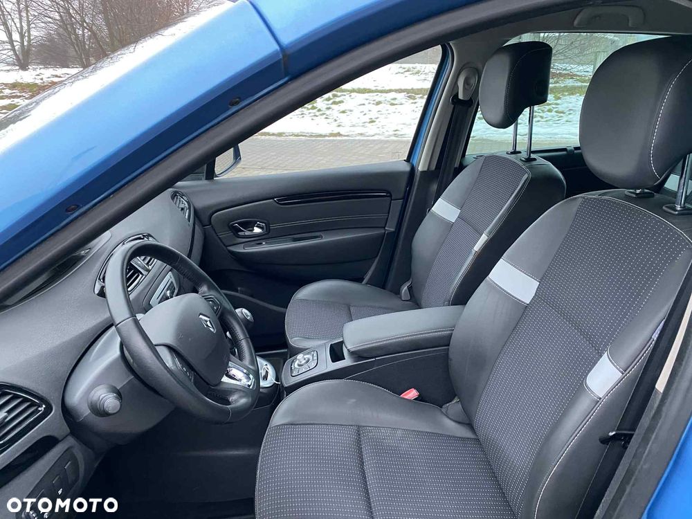 Renault Grand Scenic dCi 110 LIMITED - 11
