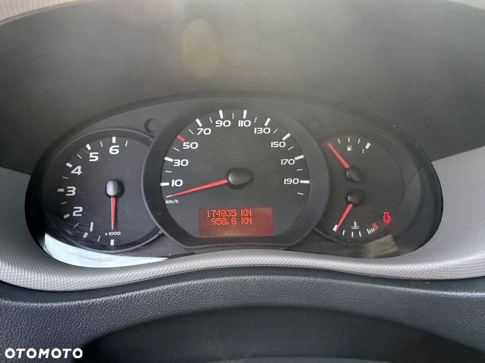 Nissan Nv400 - 18