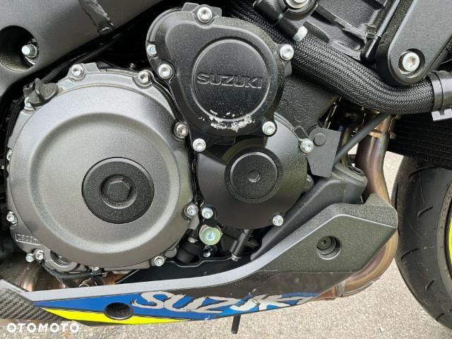 Suzuki GSX 1000 - 8
