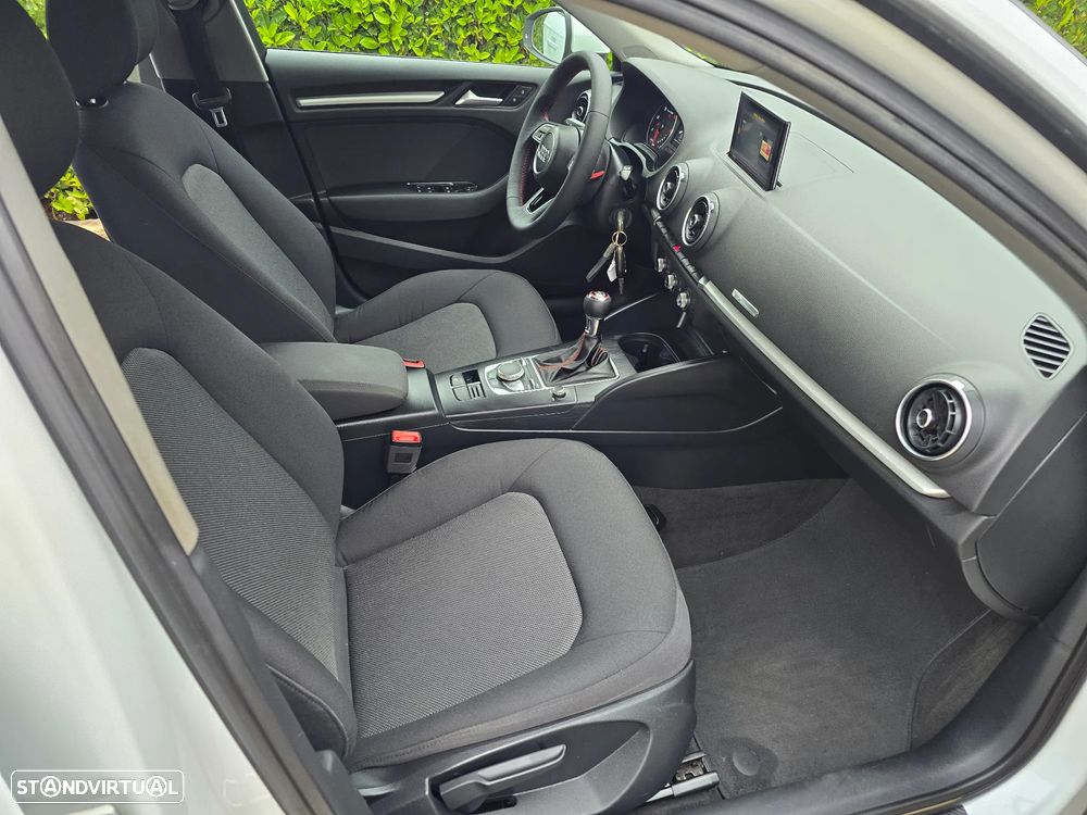 Audi A3 Sportback 1.6 TDI Sport - 13