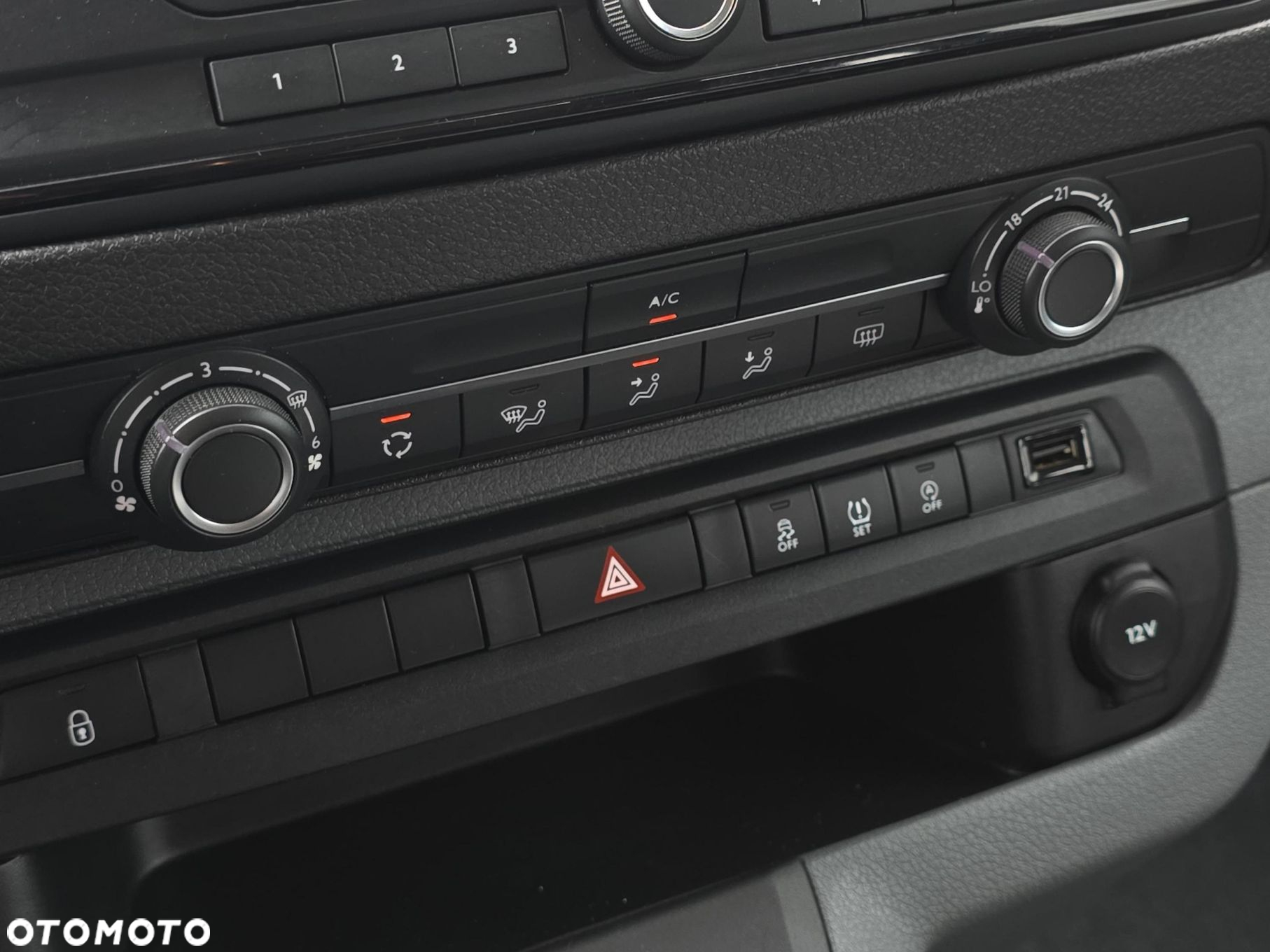 Peugeot expert - 19
