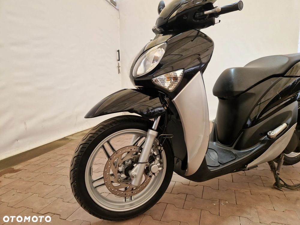 Yamaha X-max - 22
