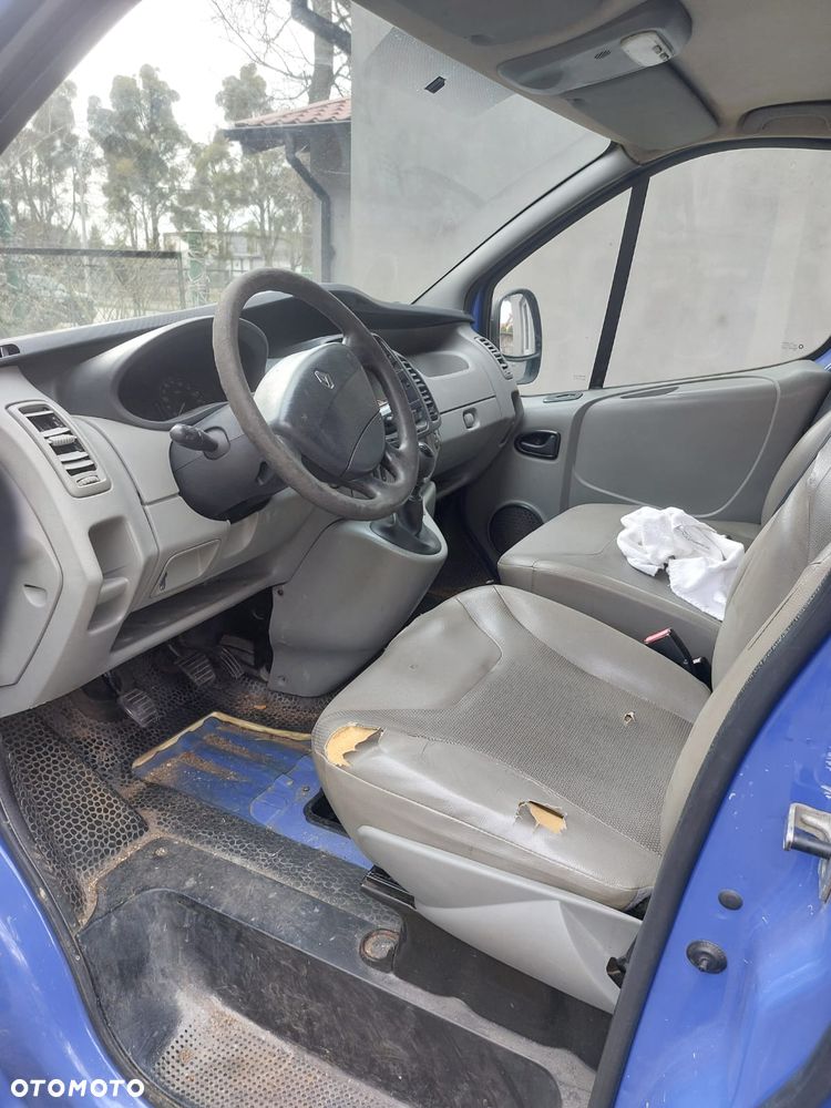 Renault Trafic - 2