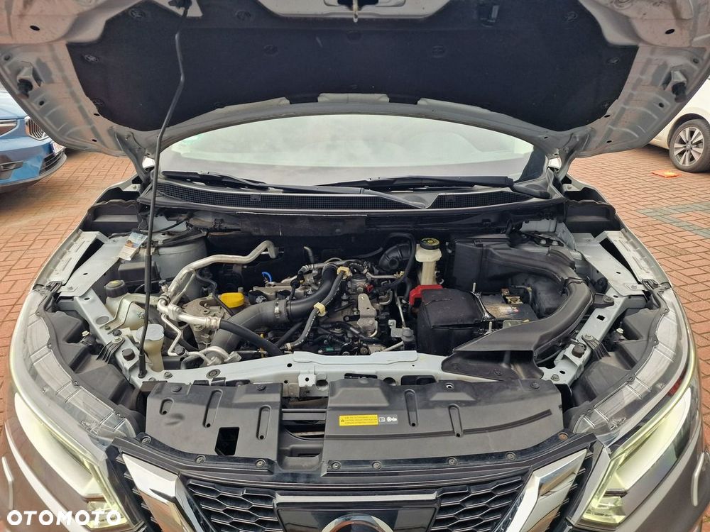 Nissan Qashqai 1.2 DIG-T N-Connecta EU6 - 39